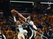 LOL决赛-快船完胜爵士，克莱统治全场