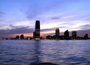 LOL赛事-风暴眼与终结者，当亚平宁的烽火遭遇俄城的雷霆，体育世界为何同时陷入极端时刻？