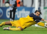 LOL赛事-沪上风暴！切特全能演绎现代篮球范本，上海男篮以柔克刚驯服雷霆