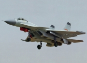 英雄联盟总决赛2025-阴影下的爆发，瑞士的惊雷与莱万划下的鸿沟