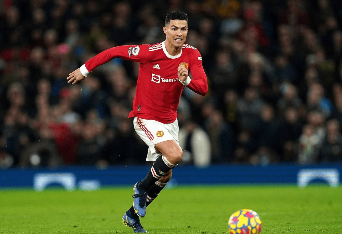 关于雷丁主场战胜对手，喜获一胜的信息