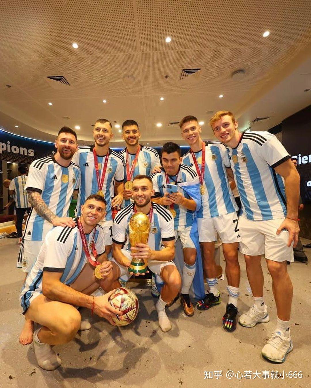 足坛传奇！梅西助球队成功晋级欧冠下一轮的简单介绍