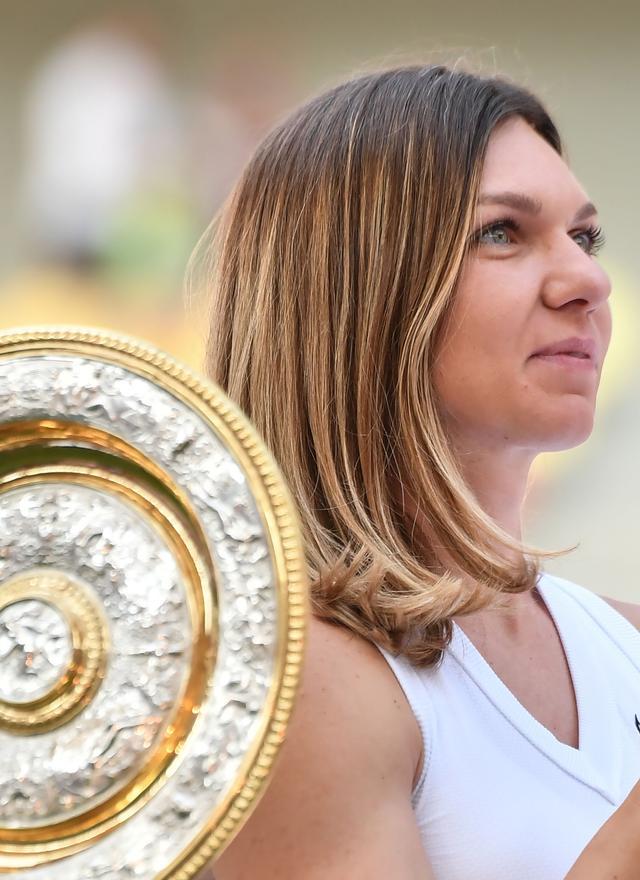 包含罗马尼亚射击精英再获殊荣，向冠军迈进的词条