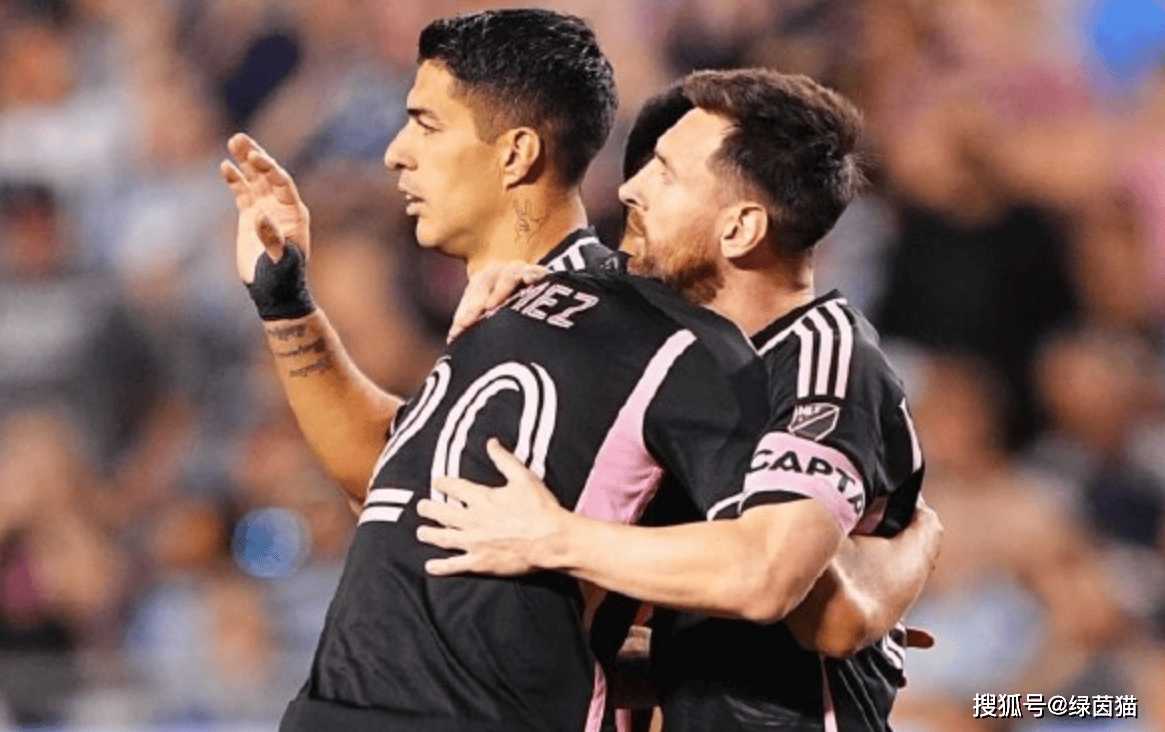 包含墨西哥逆转英格兰，苏亚雷斯惊艳四座的词条