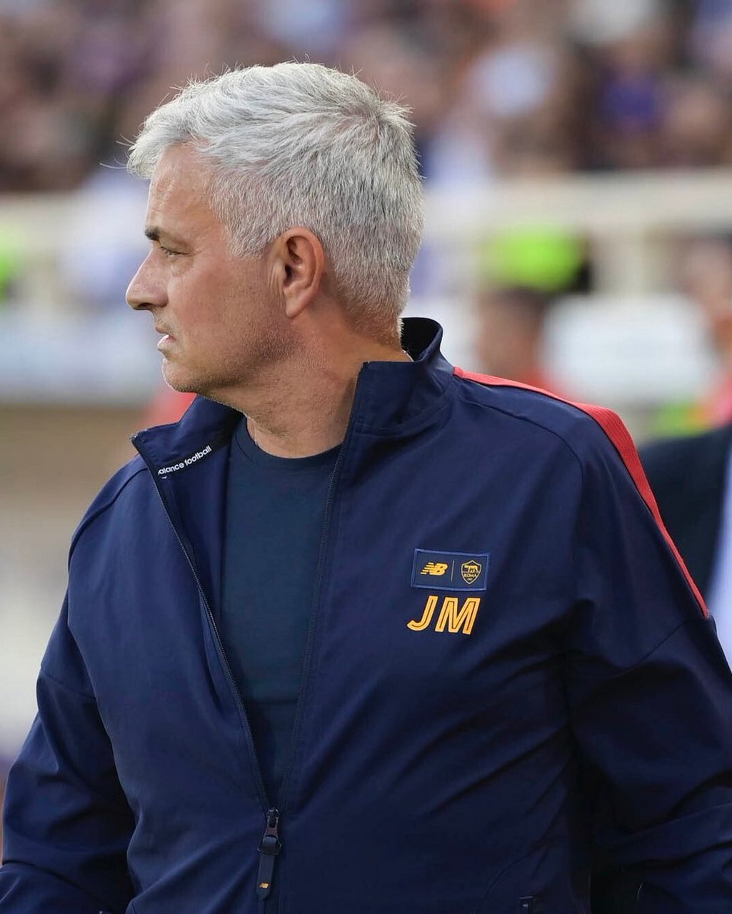 佛罗伦萨客场失利，无缘积分