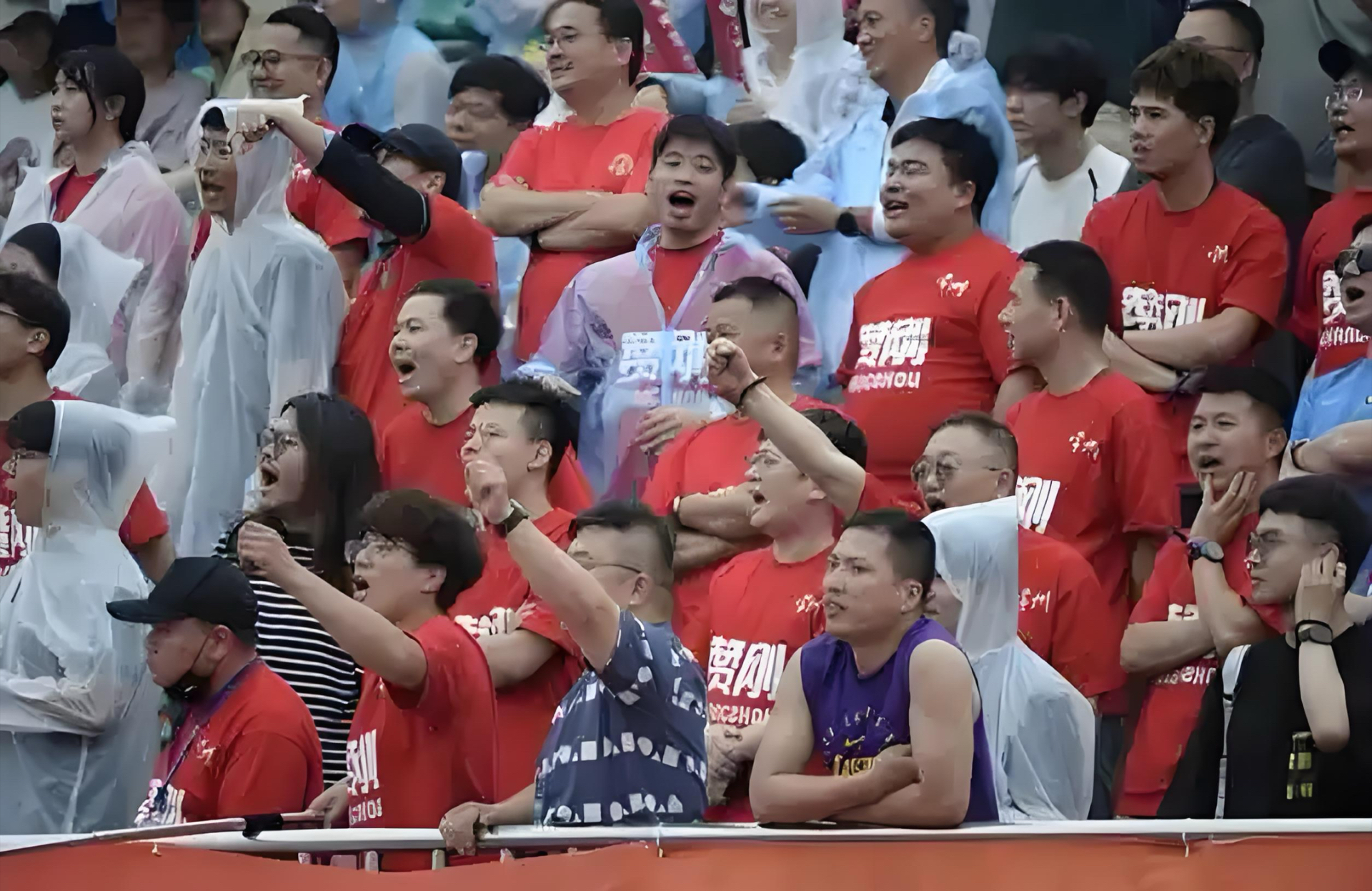 赛事收视率节节攀升，观众热情高涨