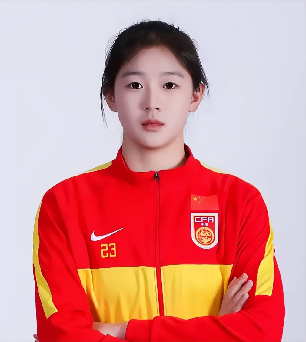 东方杯预选赛：中国女足夺冠