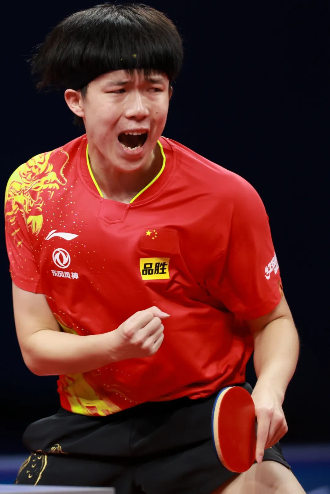 中国队力克法国队，郑思维刷新纪录