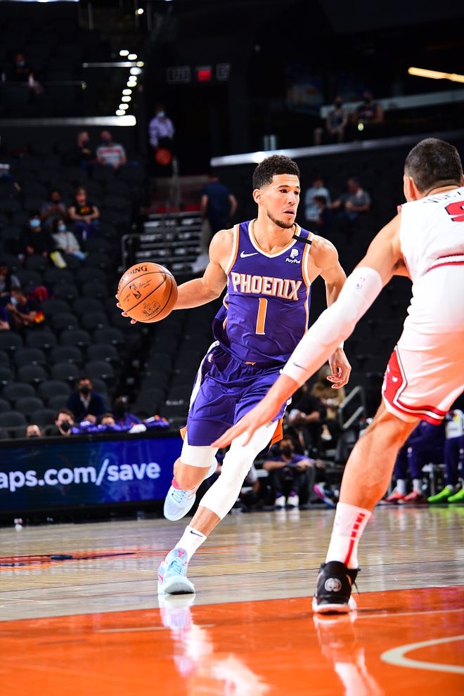 国王逆转公牛,布克刷新纪录 国王逆转公牛,布克刷新纪录