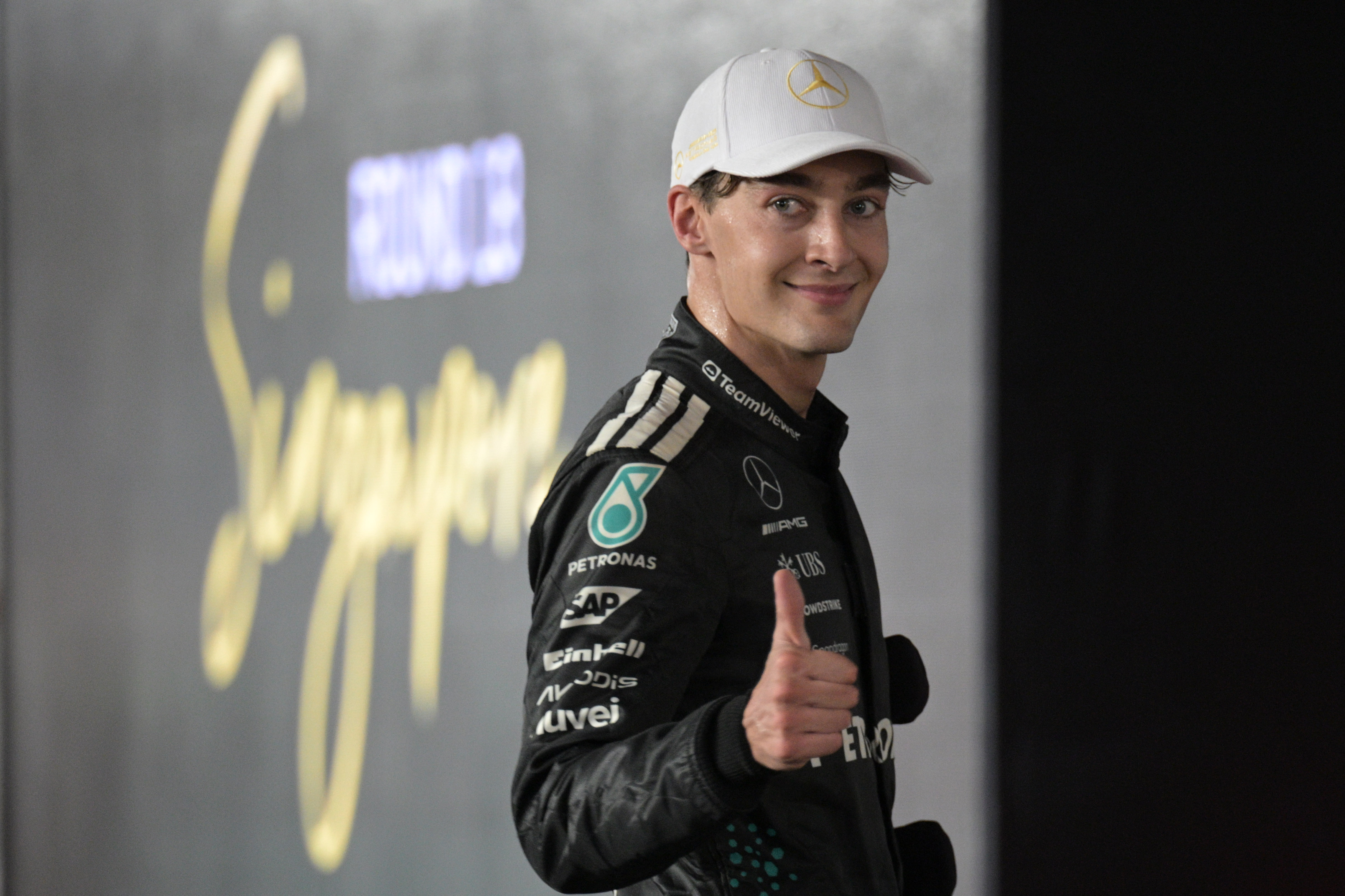 威廉姆斯完胜索伯车队，拉塞尔状态火热