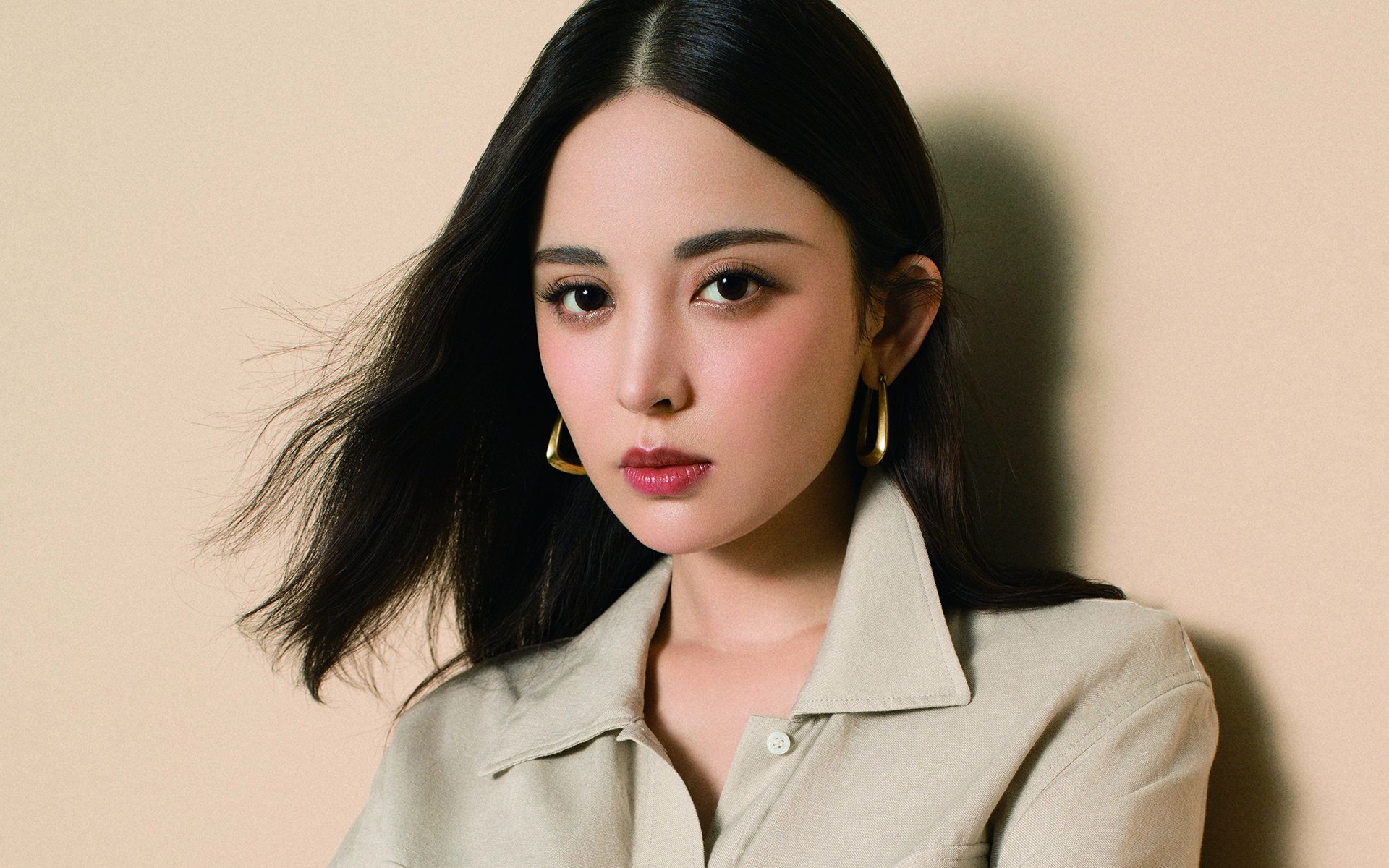 逆袭的双重奏，C罗爆发定义传奇，冰岛电竞黑马突围阿尔及利亚关键战