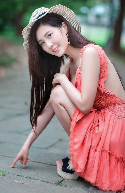 足坛魔幻现实主义,瑞士钟表匠与洪都拉斯飓风血拼,法比尼奥一锤定音