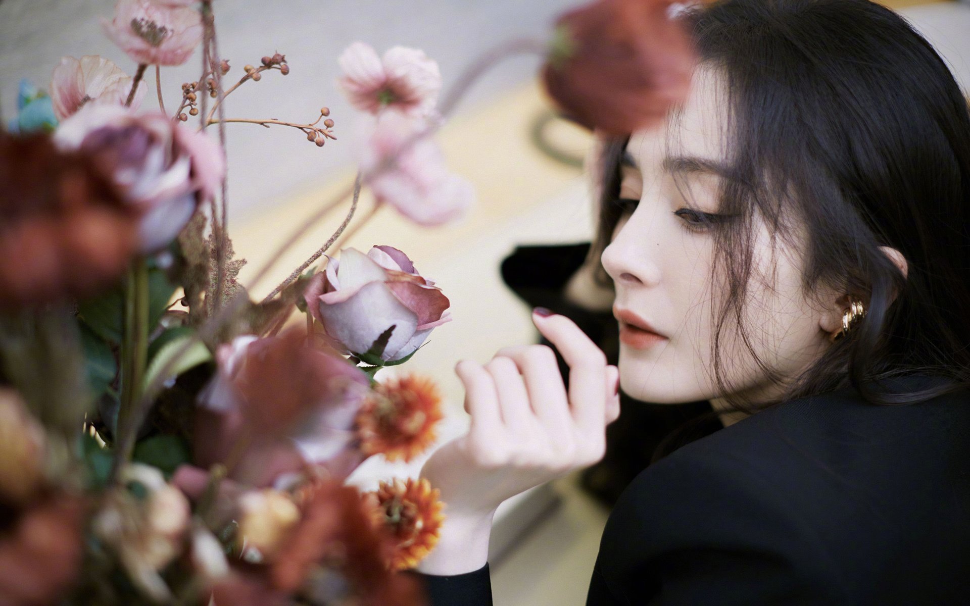 跨越大陆的足球荣耀，塞内加尔晋级风暴与蒂亚戈的德甲统治时刻