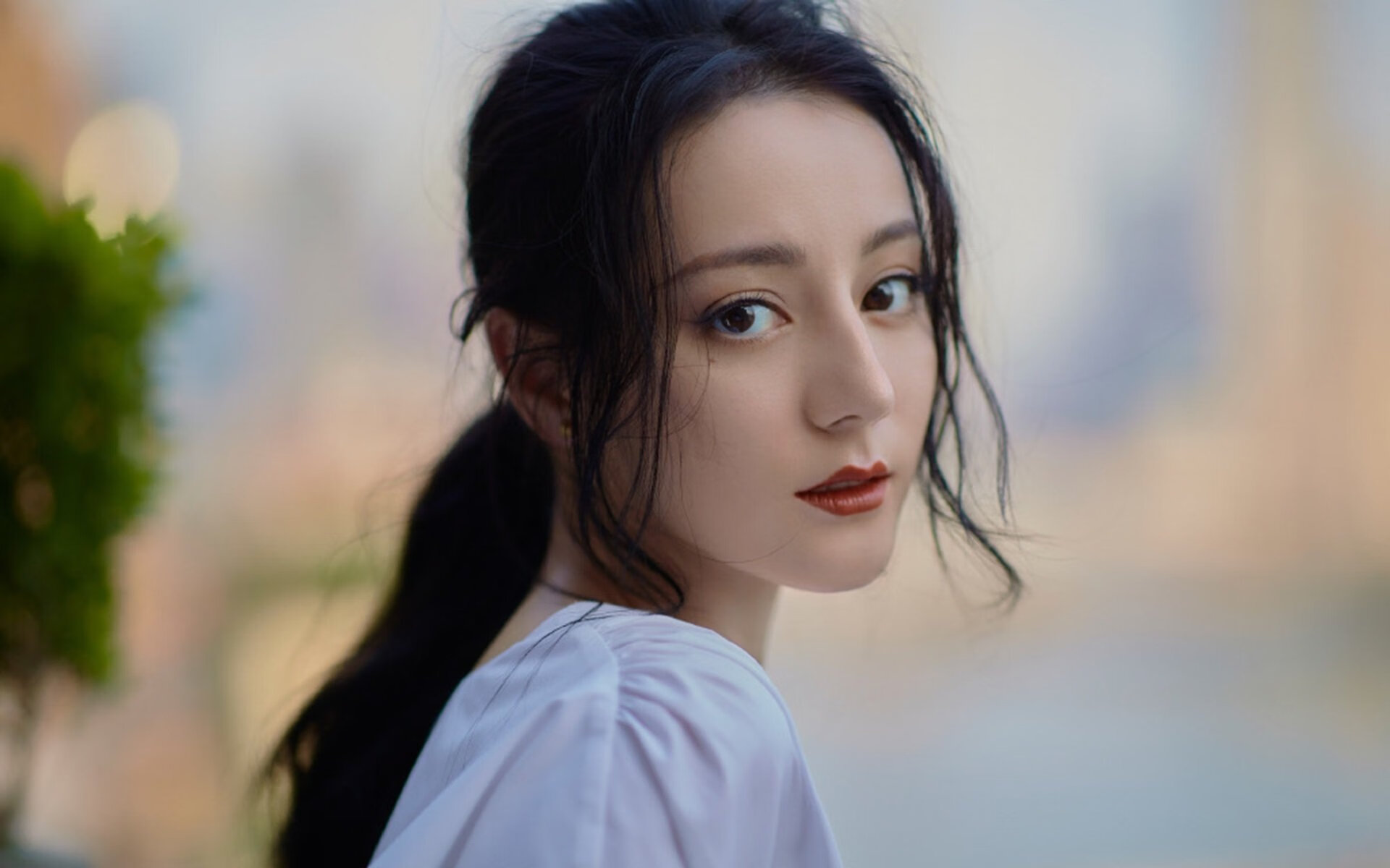 从绿茵场到赛车场，当库尔图瓦在银石扑出杆位，我们看见了什么？